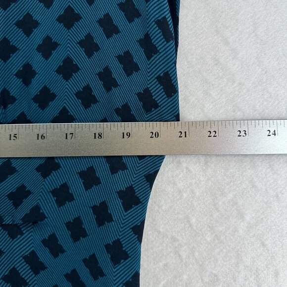 Cabi Blouse Size M Foulard Top Diamond Print Layered Peplum Slit Back Blue - Picture 9 of 10